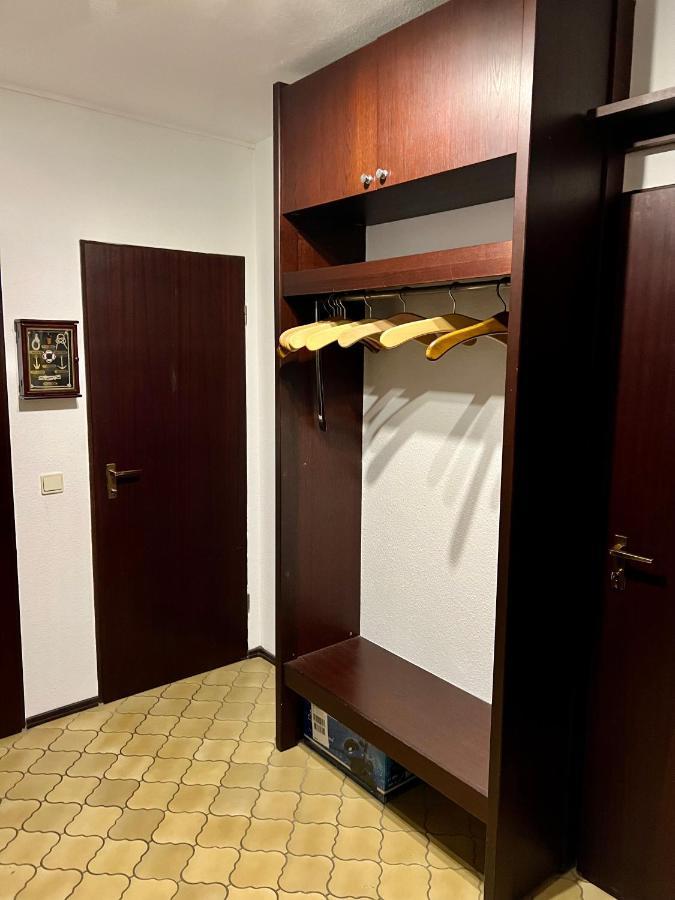 Lichtdurchflutete Grosse Wohnung 슈벰 외부 사진